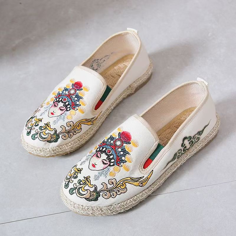Embroidery Style - Zapatos de tela bordados con suela