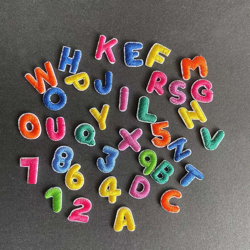 Embroidery Letter M - 0-9 parches de números pequeños de