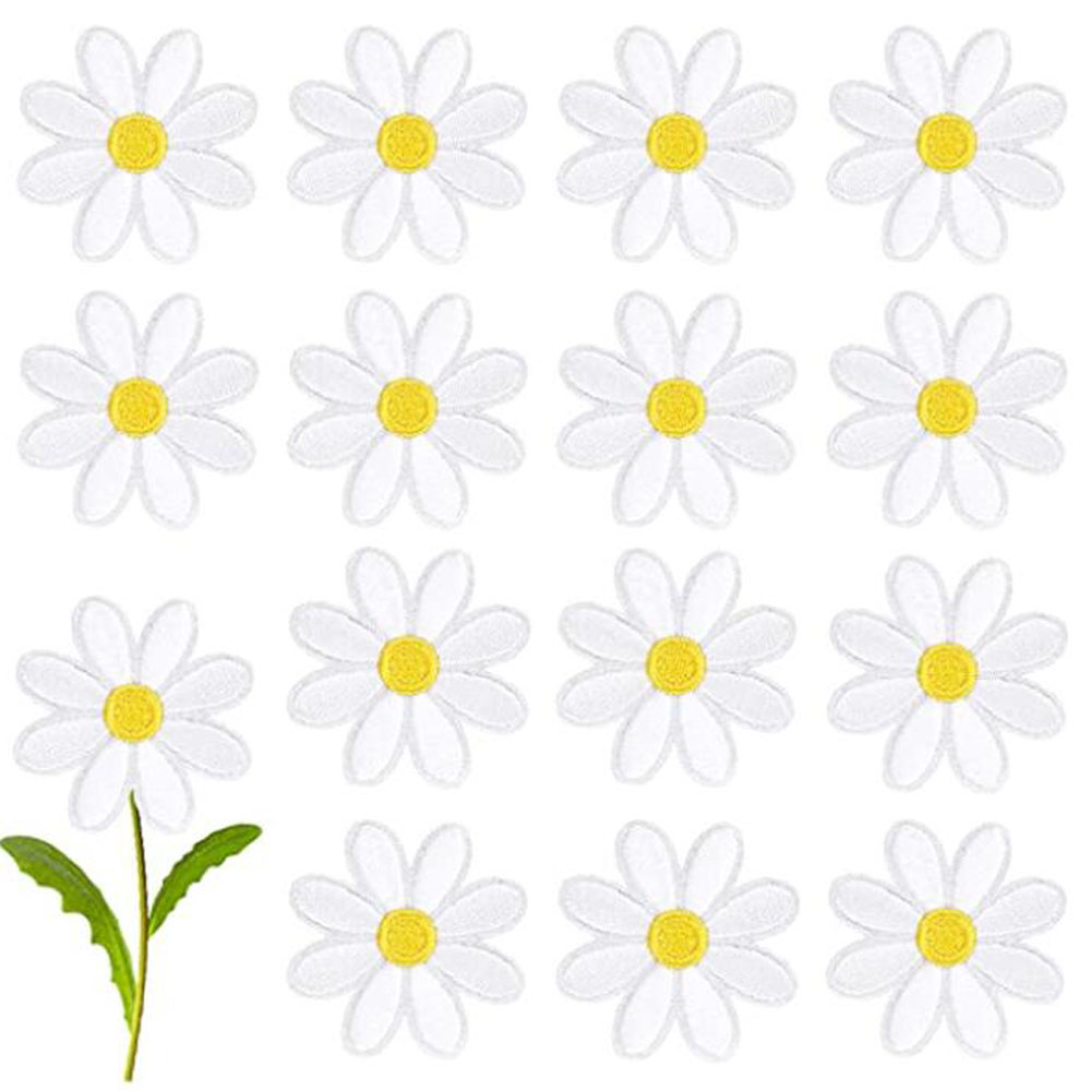 Embroidery Letter M - 10 Parches Termoadhesivos de Flores Margaritas