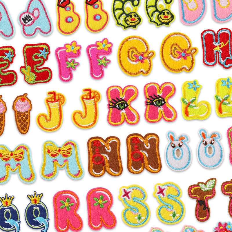 Embroidery Letter M - 26 uds/juegos a granel parche con