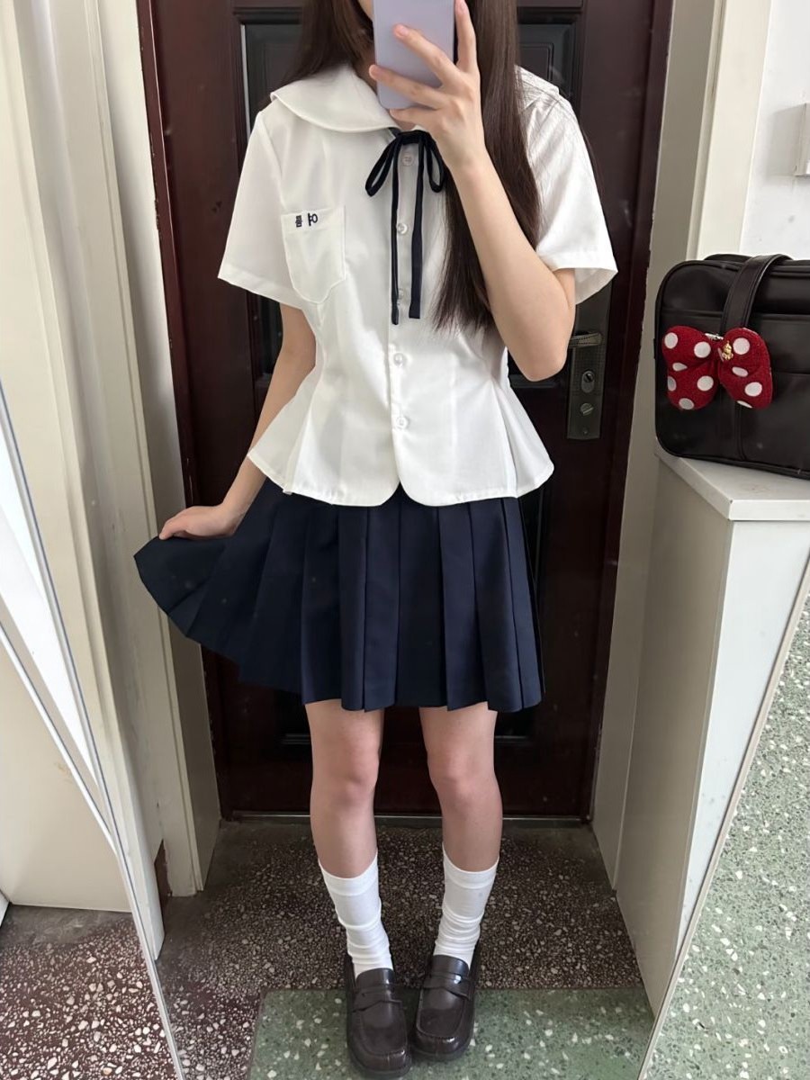 Uniforme escolar estilo japoné - Embroidery Uniforms reseña y precio