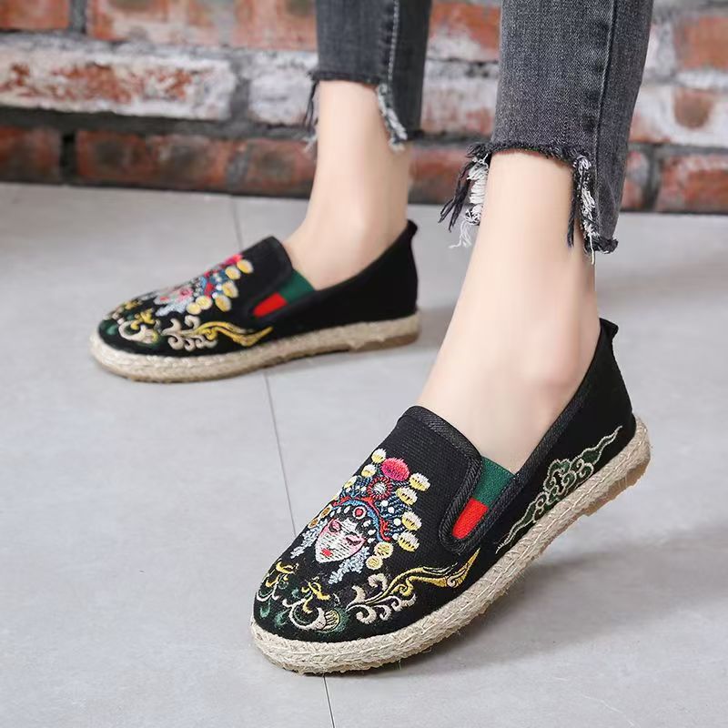 Zapatos de tela bordados con s - Embroidery Style reseña y precio