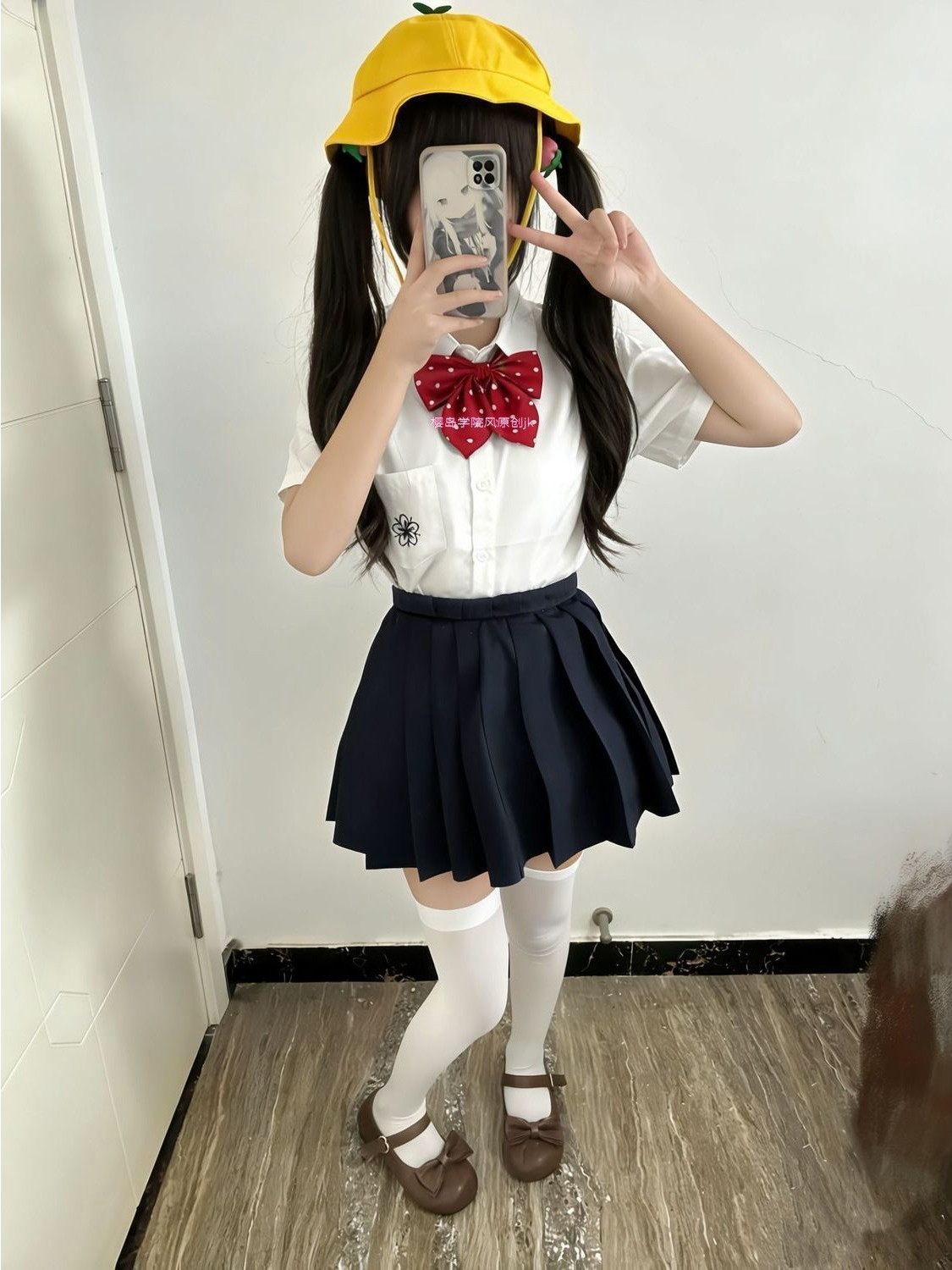 Conjunto de Uniforme Escolar E - Embroidery Uniforms reseña y precio