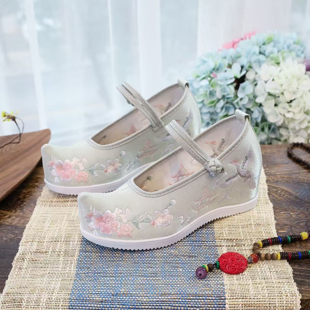 Zapatos bordados internos aume - Embroidery Style reseña y precio
