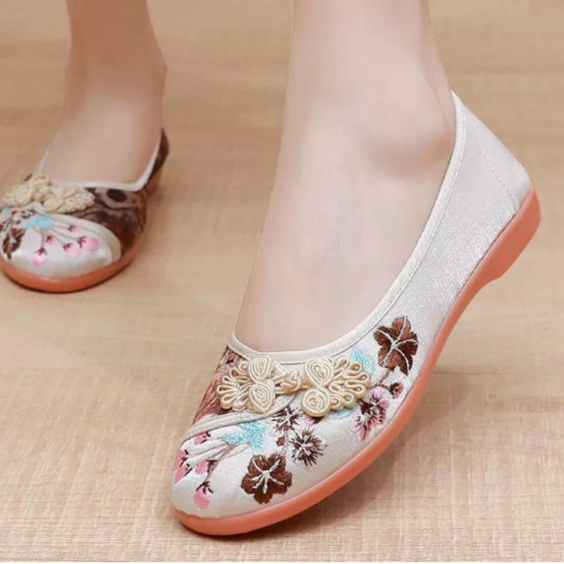 Zapatos de lona de estilo chin - Embroidery Style reseña y precio